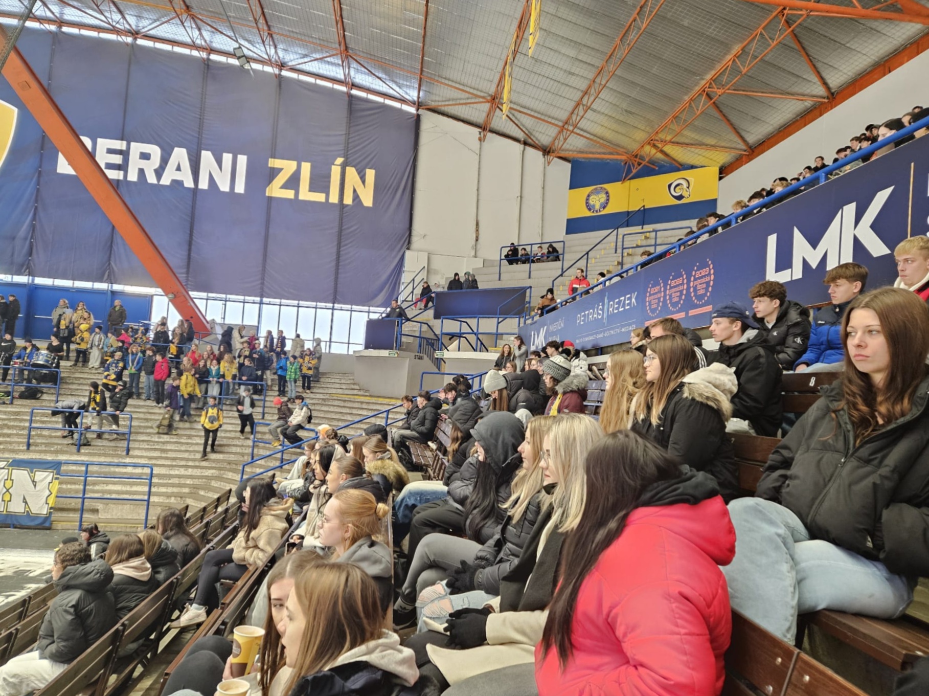 Školy fandí Beranům 2024