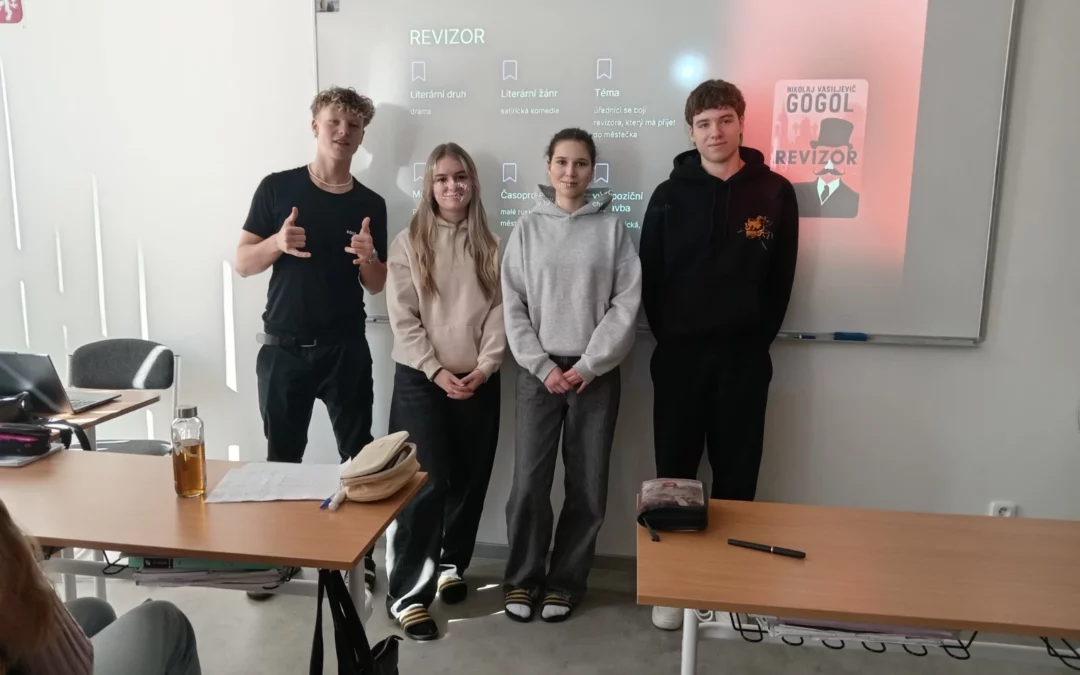 Maturáčekstudenti studentům